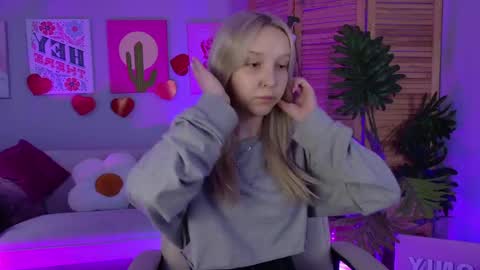 Maoqi online show from 04/16/26, 08:04