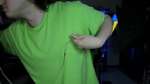 Snapshot of mapachoso1414 chatting on 11/16/25, 11:54 mapachoso1414 online show from 11/16/25, 11:54