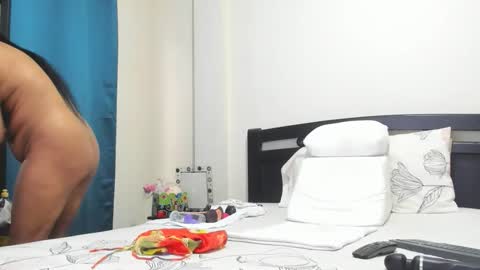 Mara online show from 10/28/25, 02:20