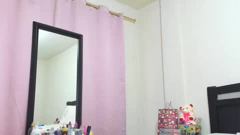 Mara online show from 03/28/26, 12:05