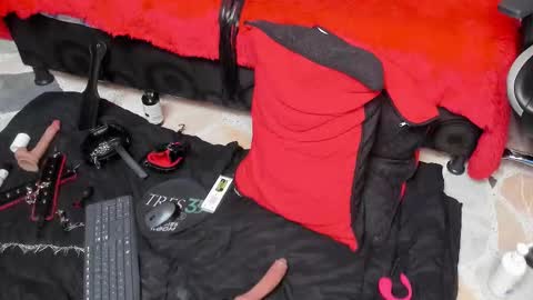 Snapshot of mara_blake__ chatting on 11/15/25, 02:53 Mara online show from 11/15/25, 02:53