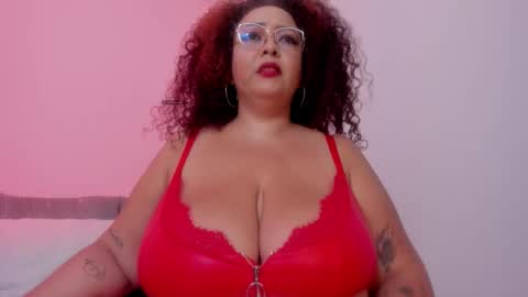 Snapshot of maraasweet chatting on 10/05/25, 12:31 Mrs. Sweet online show from 10/05/25, 12:31