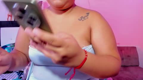 maralinette22 online show from 01/12/25, 02:52