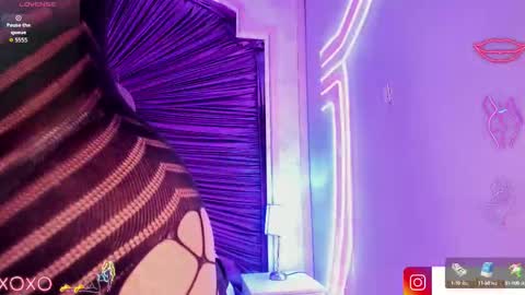 maralinette22 online show from 09/23/25, 11:35