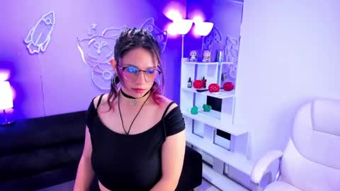 Snapshot of maramartinez_ chatting on 05/01/26, 06:23 maramartinez_ online show from 05/01/26, 06:23