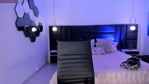 MARA  online show from 01/04/25, 10:49