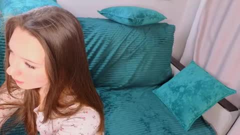 Mary online show from 04/16/26, 07:36