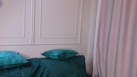 Mary online show from 04/16/26, 09:39