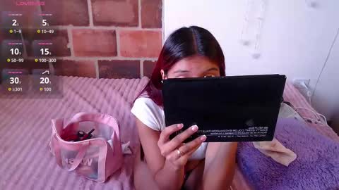 Maray Lous  online show from 03/25/26, 09:54