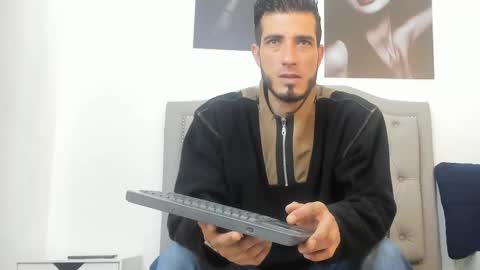 Snapshot of marc_ruffalo chatting on 02/15/26, 08:16 Marc Ruffalo online show from 02/15/26, 08:16