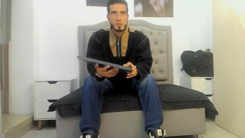 Snapshot of marc_ruffalo chatting on 02/22/26, 07:12 Marc Ruffalo online show from 02/22/26, 07:12