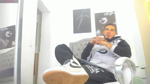 Marc Ruffalo online show from 04/08/26, 11:43