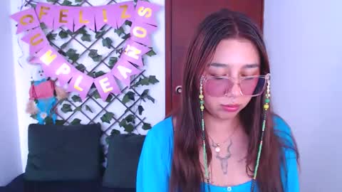 Snapshot of marce_bunny chatting on 05/27/26, 05:32 Marcela online show from 05/27/26, 05:32