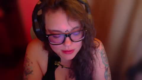 marcela2101s online show from 10/04/25, 12:19