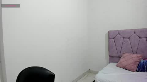 marcela_ladys online show from 04/18/26, 08:20