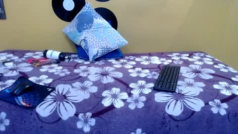 marcelasweet457 online show from 04/04/26, 12:35