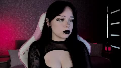 Snapshot of marceline_red chatting on 05/04/26, 01:07 Lady Marceline online show from 05/04/26, 01:07