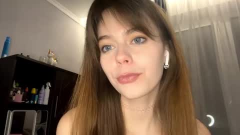 Alisa online show from 09/16/25, 03:57