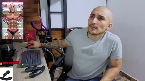 Marck  Independent model  online show from 04/20/26, 02:14