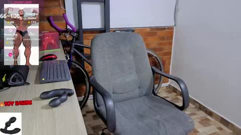 Marck  Independent model  online show from 04/21/26, 01:42