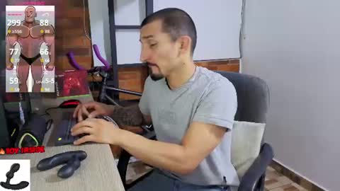 Snapshot of marckmuscle chatting on 06/22/26, 04:20 Marck Independent model online show from 06/22/26, 04:20