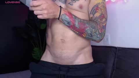 marco_allison43 online show from 03/19/26, 10:03