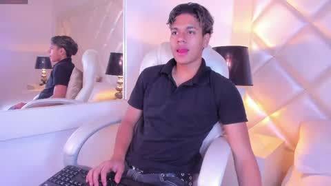 marco_deluxe online show from 05/22/26, 02:01