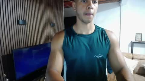 Snapshot of marco_striker chatting on 05/23/26, 12:31 Marco online show from 05/23/26, 12:31