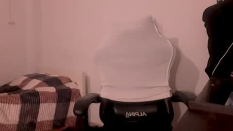 Snapshot of marcoslabel chatting on 05/25/26, 05:57 Marcos Label online show from 05/25/26, 05:57
