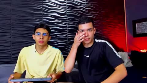 Snapshot of marcoyethan chatting on 01/05/25, 04:47 Marco and Ethan online show from 01/05/25, 04:47