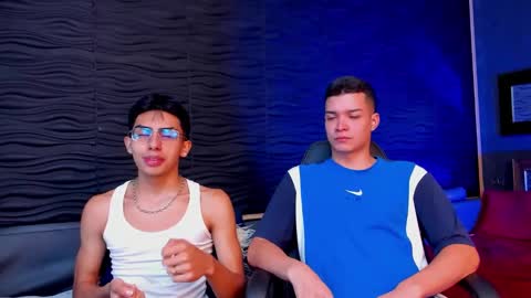 Snapshot of marcoyethan chatting on 01/24/25, 03:54 Marco and Ethan online show from 01/24/25, 03:54