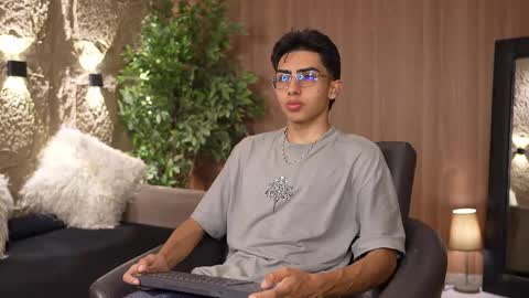 Snapshot of marcoyethan chatting on 09/11/25, 03:50 Marco and Ethan online show from 09/11/25, 03:50