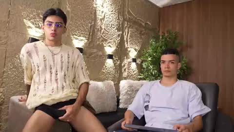Snapshot of marcoyethan chatting on 10/03/25, 11:02 Marco and Ethan online show from 10/03/25, 11:02