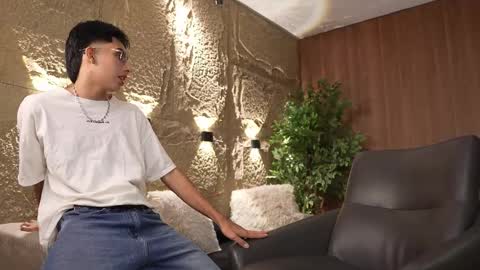 Snapshot of marcoyethan chatting on 10/07/25, 03:47 Marco and Ethan online show from 10/07/25, 03:47