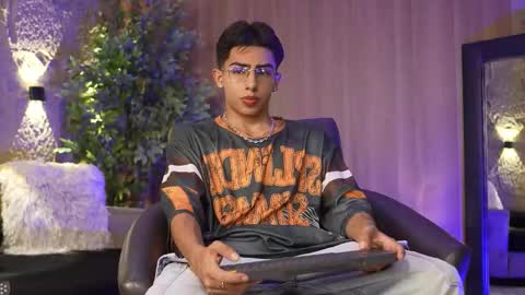 Marco and Ethan online show from 11/07/25, 07:36