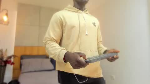 Snapshot of marcusblack_ chatting on 06/20/26, 11:35 Marcusssss online show from 06/20/26, 11:35