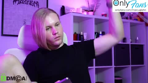 Snapshot of marcusjlahn chatting on 09/18/25, 11:40 marcusjlahn online show from 09/18/25, 11:40