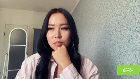 Lu online show from 04/06/26, 06:03