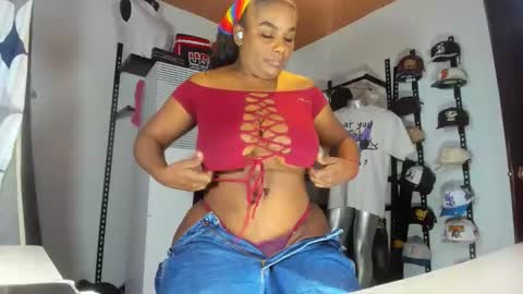 Snapshot of mareiaa chatting on 03/07/26, 04:26 Mareia online show from 03/07/26, 04:26