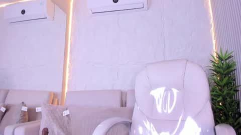 Snapshot of marelynsummer chatting on 05/22/26, 11:38 Marelyn online show from 05/22/26, 11:38