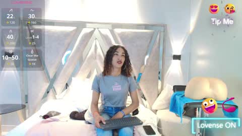 marfilastrom online show from 09/19/25, 08:31