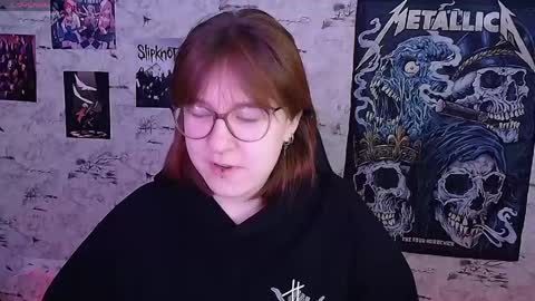 Snapshot of margaret_red chatting on 05/14/26, 09:05 Margaret online show from 05/14/26, 09:05