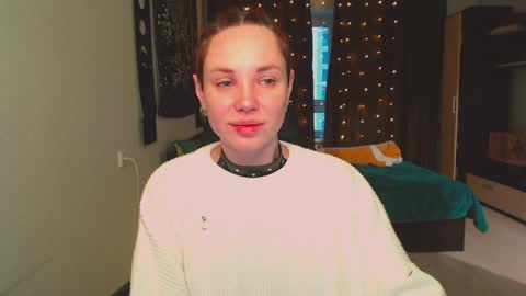 Snapshot of margaret_wilson chatting on 12/21/24, 01:10 Margaret online show from 12/21/24, 01:10