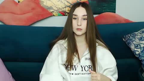 Snapshot of margarettii chatting on 02/14/25, 07:49 margarettii online show from 02/14/25, 07:49