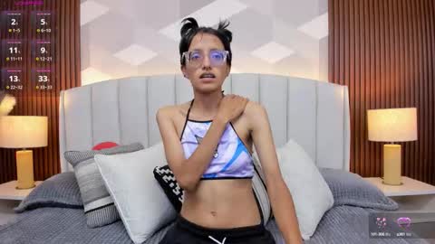 Snapshot of marge_lasander chatting on 10/05/25, 01:48 Aitana online show from 10/05/25, 01:48