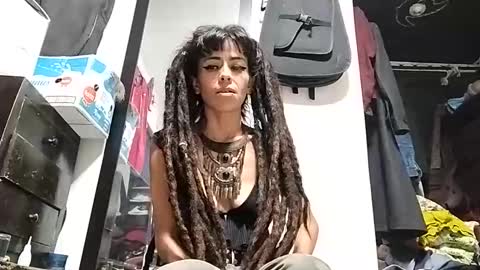 Snapshot of margeritt chatting on 12/21/24, 01:26 mageritt online show from 12/21/24, 01:26