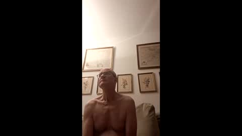 marginalie online show from 03/31/26, 04:02