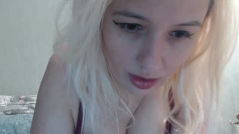 Snapshot of margo_shine chatting on 12/18/24, 05:00 margo_shine online show from 12/18/24, 05:00