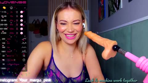 Snapshot of margohotty chatting on 12/06/24, 05:53 Margo for you online show from 12/06/24, 05:53