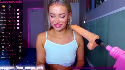 Snapshot of margohotty chatting on 12/15/24, 04:40 Margo for you online show from 12/15/24, 04:40